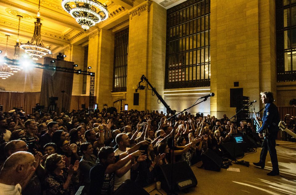 Paul McCartney live at Grand Central Terminal, New York City, 7 September 2018