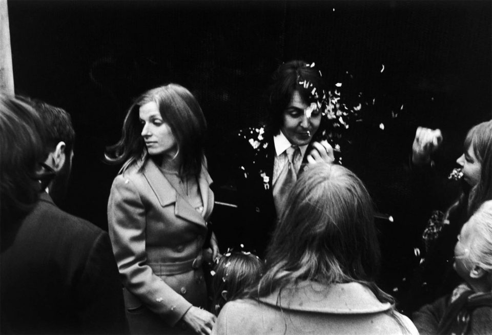 12 March 1969: Paul McCartney marries Linda Eastman | The Beatles Bible