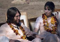 John and Cynthia Lennon in India, 1968