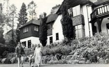 Ringo Starr with his family at Sunny Heights, 1967