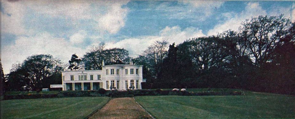 18 September 1973: Ringo Starr buys Tittenhurst Park from John Lennon ...