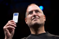 104614743-GettyImages-524048206-steve-jobs-ipod-nano.jpg