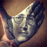 John-Lennon-painting-on-palm.jpg