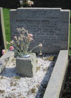 uncle-georges-grave.JPG