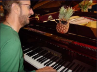 ringo-pineapple.PNG