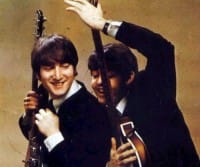 cuties-guitars-john-lennon-paul-and-john-paul-mccartney-favim-com-209127.jpg