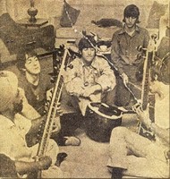 Beatles-and-Indian-musician.jpg