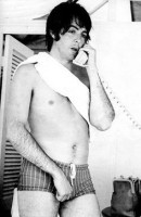 Paul-telephoning.jpg