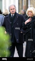 pete-best-ex-drummer-of-the-beatles-attending-the-funeral-of-neil-aspinal-twickenham-england-070408-2ATH9KB.jpg