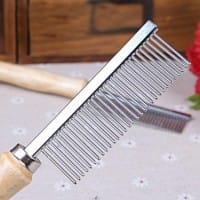 Hot-Pet-Comb-With-Wooden-Handle-Single-Needle-Row-Pet-Dog-Comb-Steel-Pet-Hair-Beauty.jpg